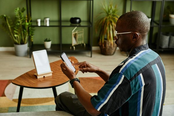 Choisir un téléphone reconditionné d'occasion